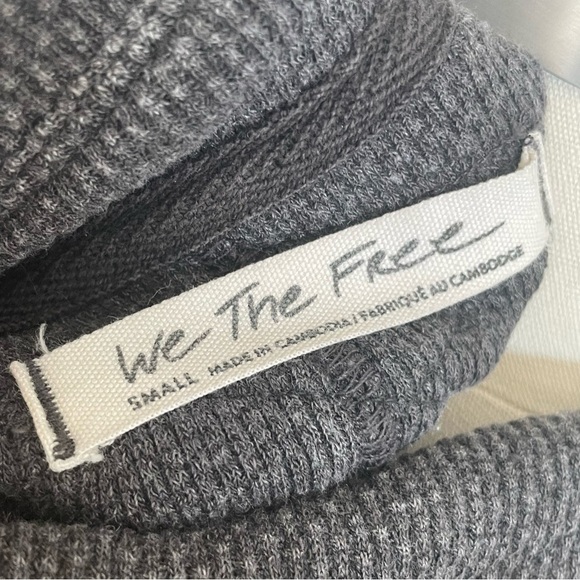 We the Free Anakin Thermal Top for Women- Charcoal- Oversized- Size Small - Picture 9 of 10